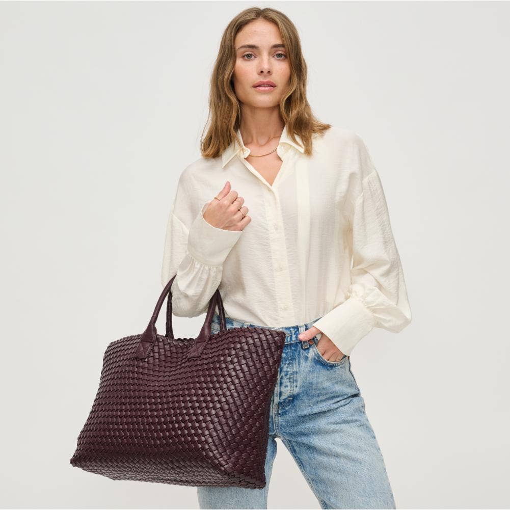 The Ithaca Woven Vegan Leather Tote In Espresso