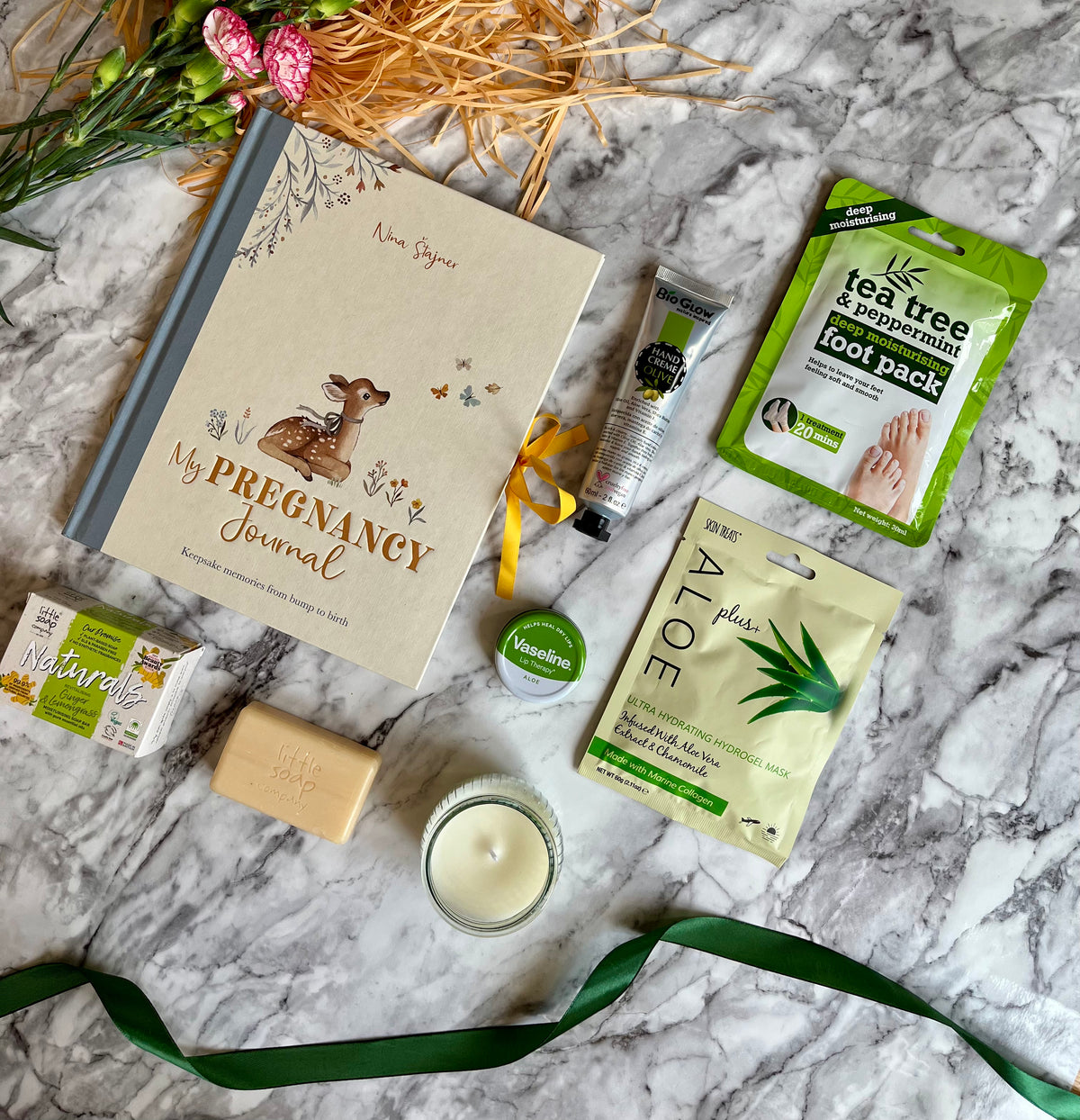 Making Memories: My Pregnancy Journey Bundle (7 Treats)