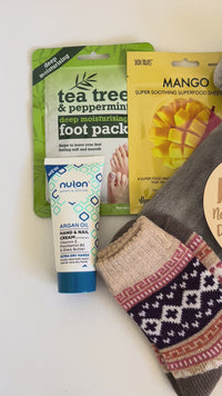The Hello World Mum & Baby Pregnancy Bundle (11 Treats)